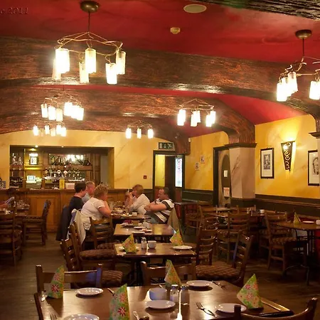Inn The Roundabout 3*