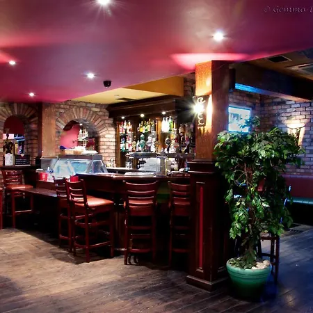 The Roundabout Inn Mallow