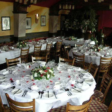 The Roundabout Inn 3*